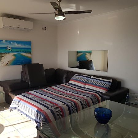 Acushla Accommodation Esplanade Living Self Check-In Self Check-Out West Beach Екстериор снимка