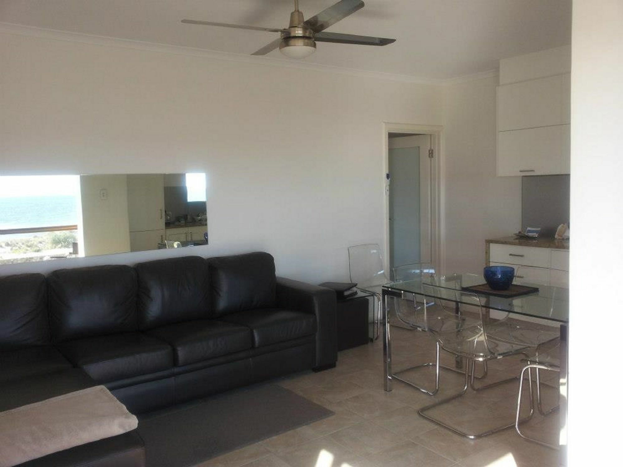 Acushla Accommodation Esplanade Living Self Check-In Self Check-Out West Beach Екстериор снимка